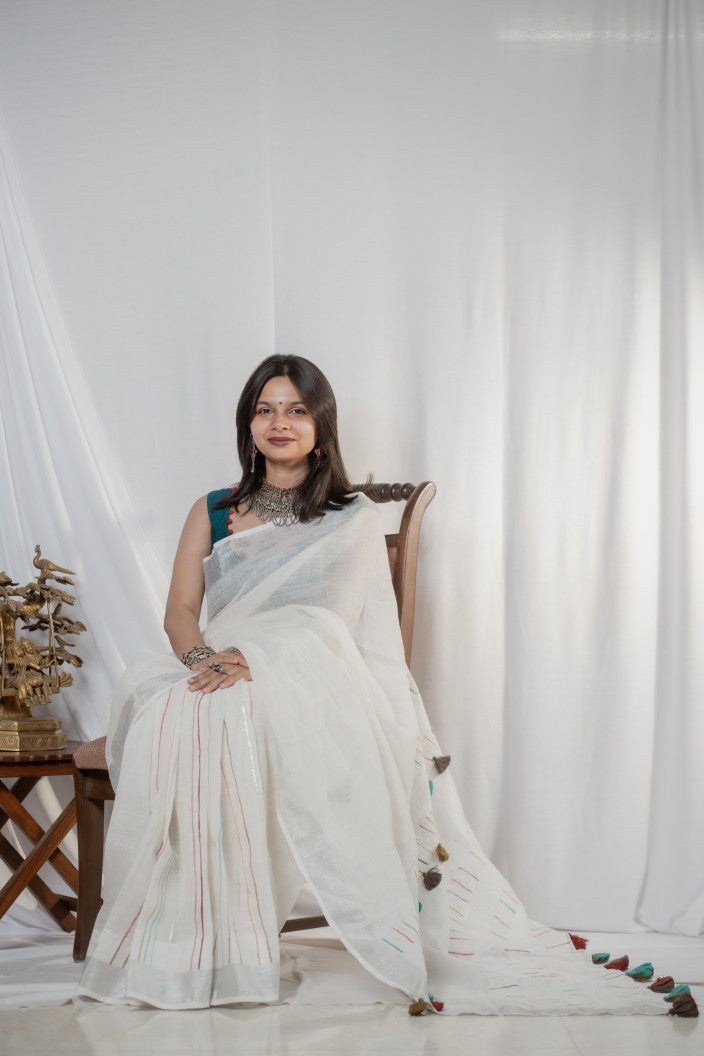 Tassel Tales Linen Saree