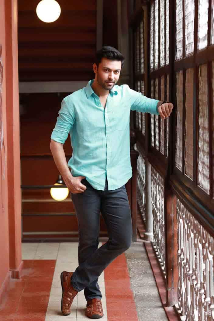 Classic Linen Shirt for Men