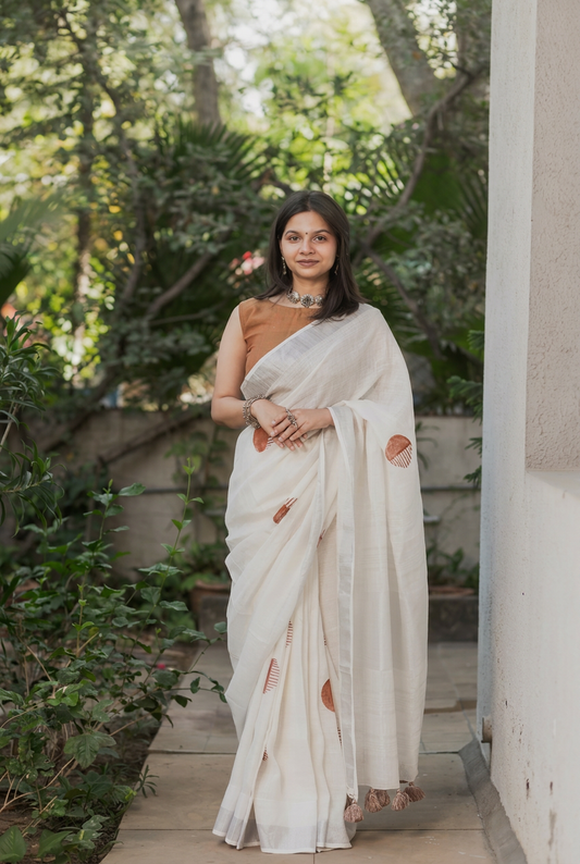 Terracotta Rhythm Linen Saree